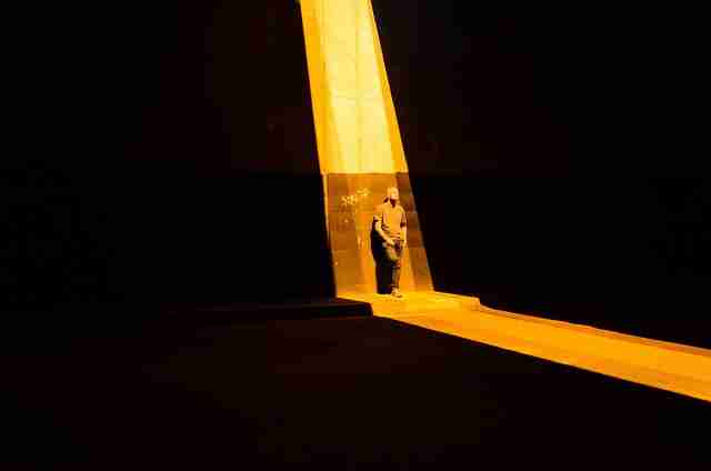 老用户揭秘海角网页版社区热议全景扫描